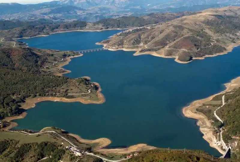 LAGO DI CAMPOTOSTO  