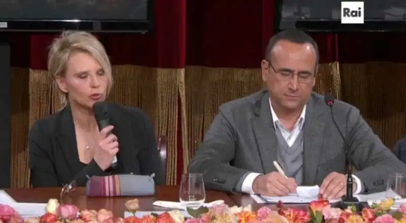 maria de filippi con carlo conti  