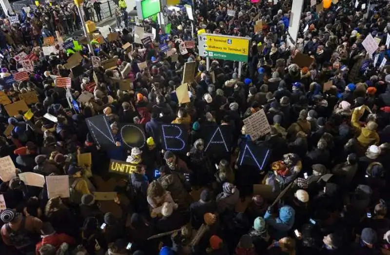 proteste contro trump 841ba45