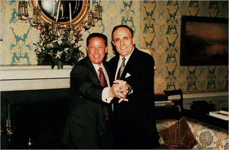 rudy giuliani balla con howard