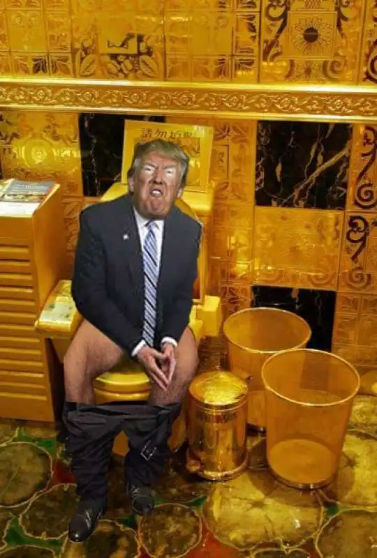 trump circondato di oro