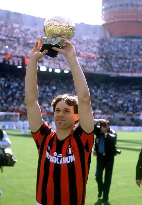 VAN BASTEN