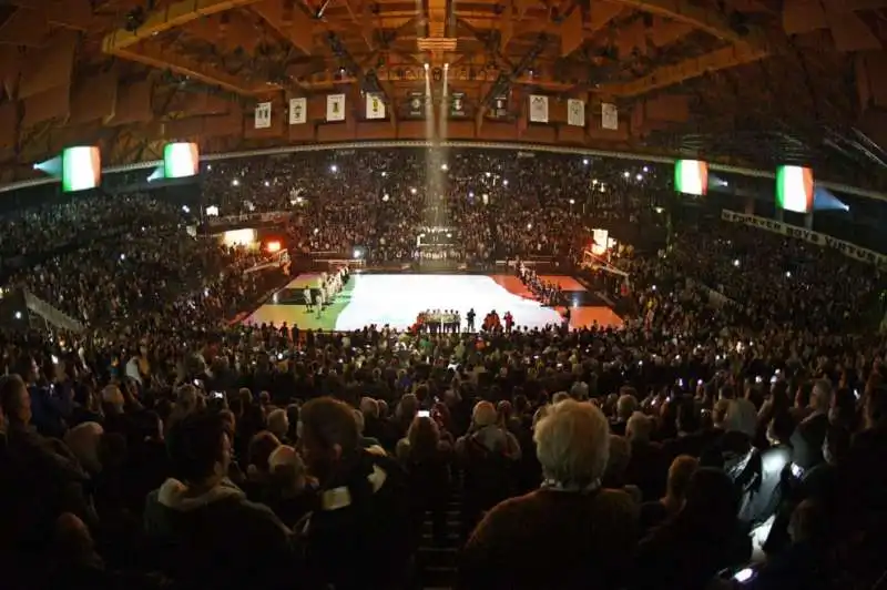 VIRTUS FORTITUDO UNIPOL ARENA