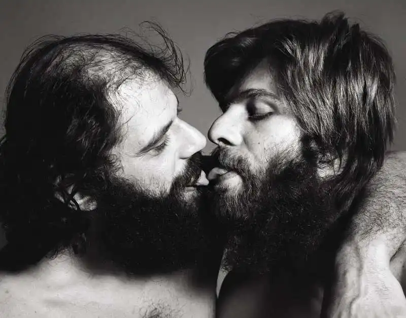 allen ginsberg e peter orlovsky by richard avedon