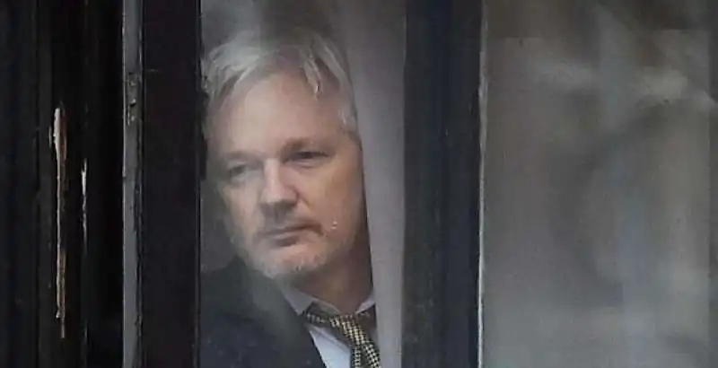 ASSANGE