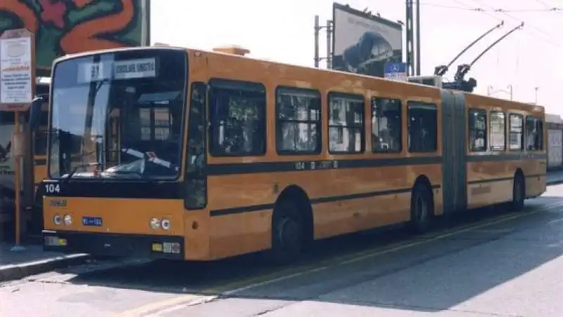 bus milano