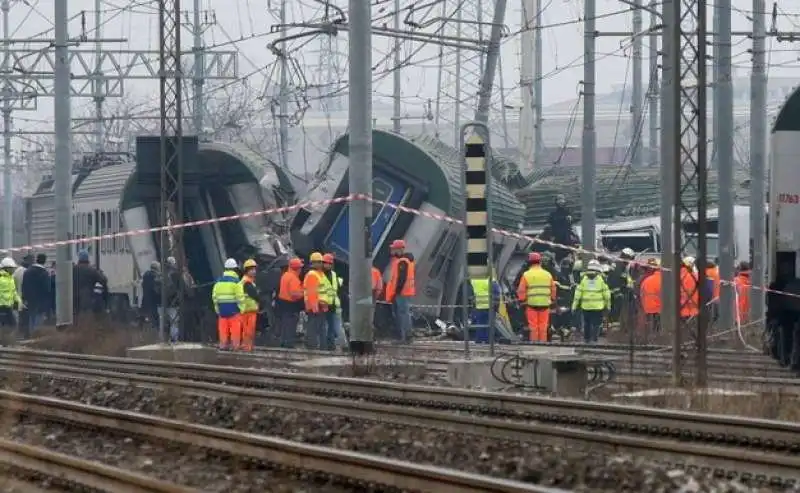 disastro ferroviario a milano 11