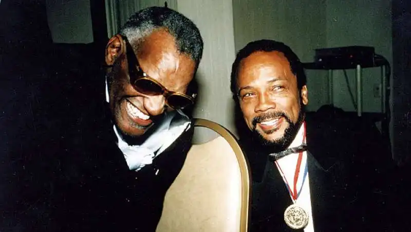 JONES E RAY CHARLES 3