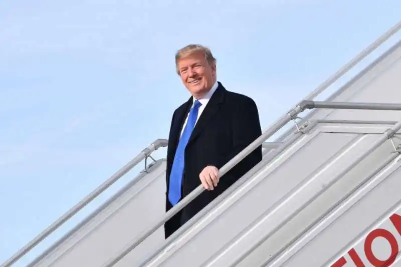 l arrivo di trump a davos 8