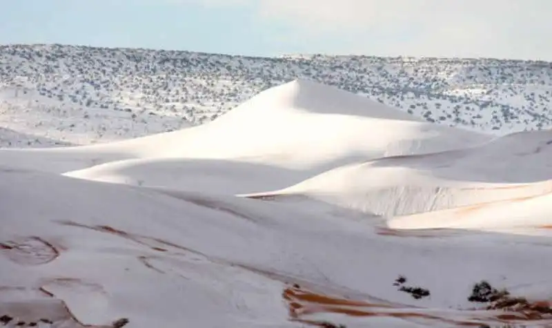 NEVE DESERTO