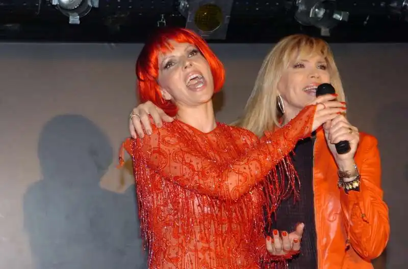 rita rusic  amanda lear