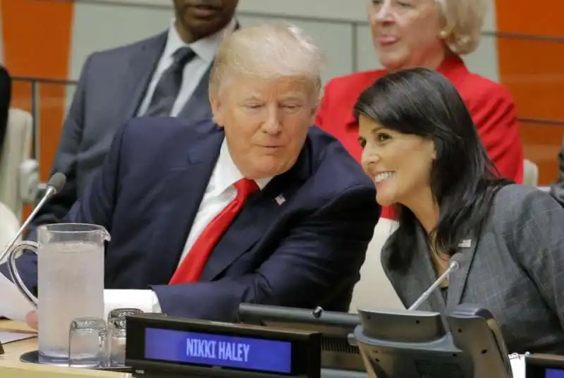 TRUMP E NIKKI HALEY 