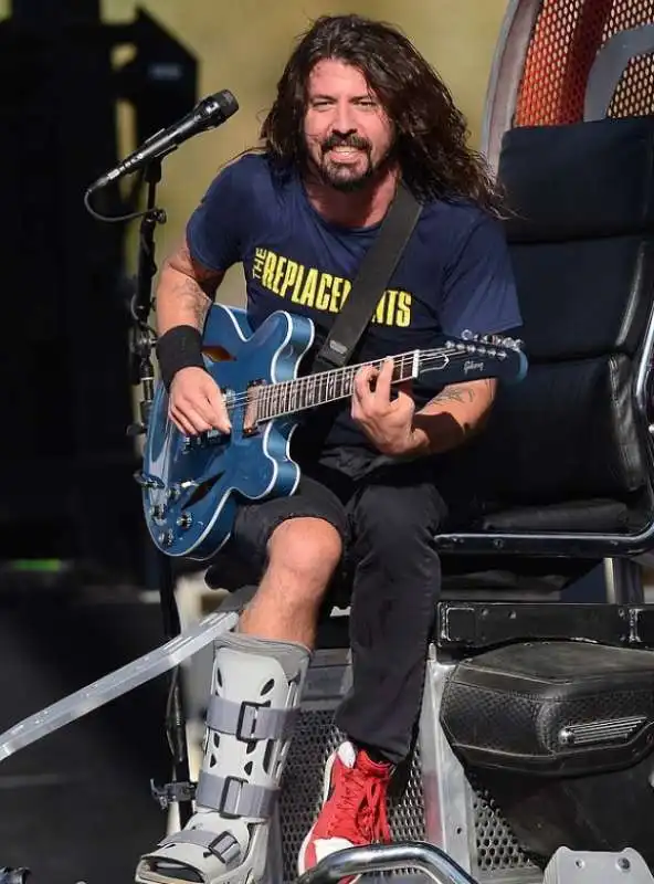 dave grohl  2