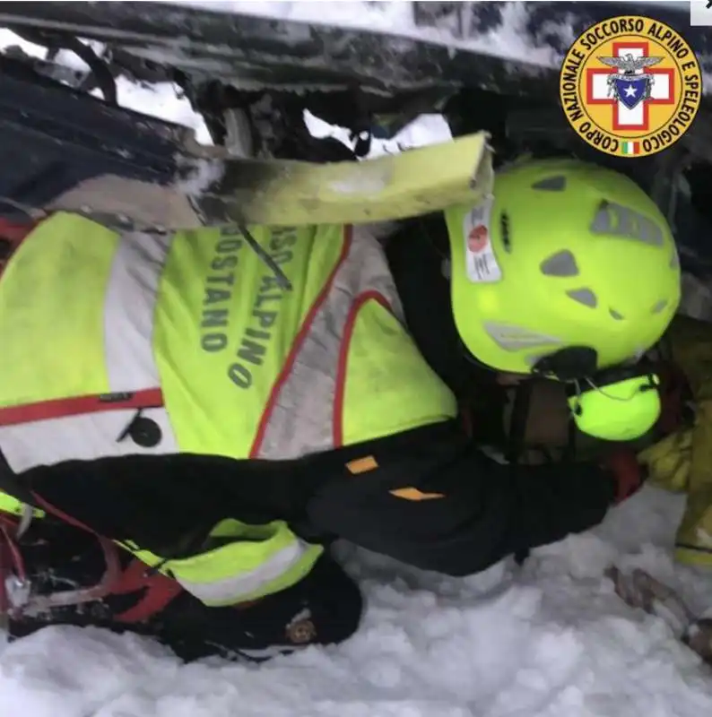 incidente sul ghiacciaio rutor in val d'aosta 6