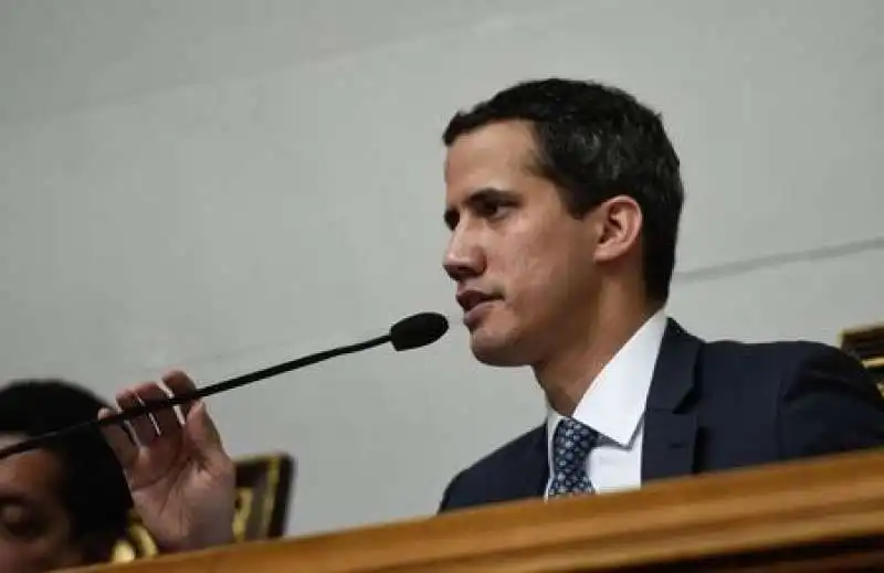 juan guaido' 3