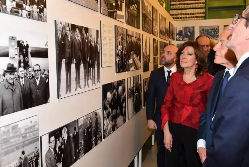 la presidente maria elisabetta alberti casellati visita la mostra