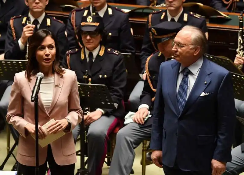 la vice presidente mara carfagna e il prefetto francesco tagliente (2)