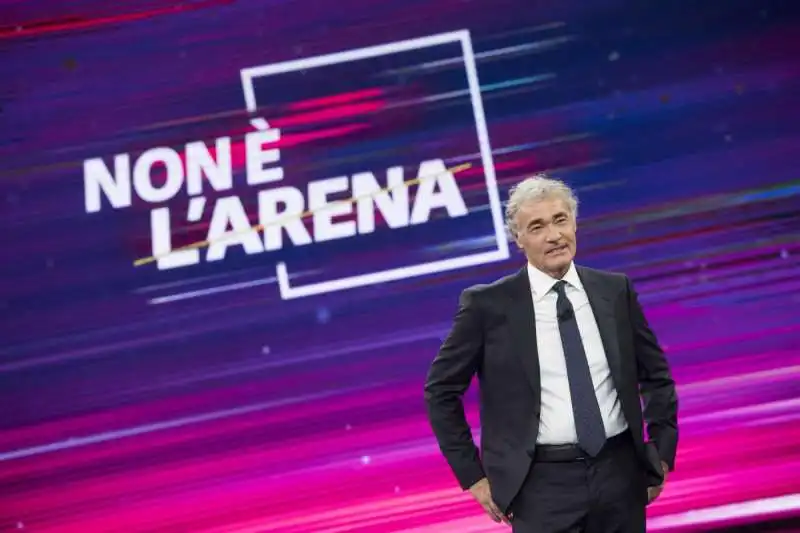 MASSIMO GILETTI NON E L ARENA