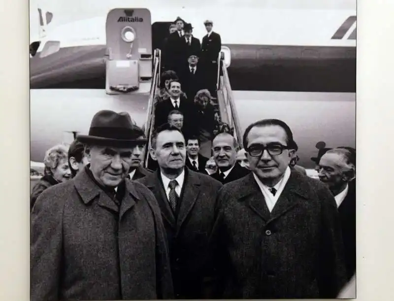 mostra fotografica per il centenario nascita di andreotti alla biblioteca spadolini (8)