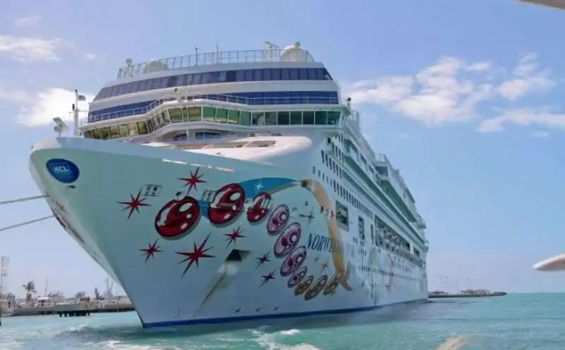 norwegian cruise line  2