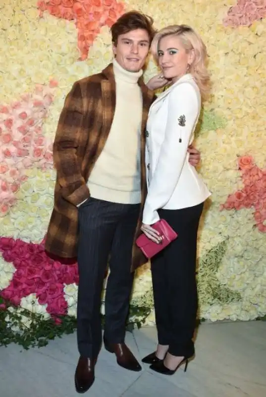 oliver cheshire, pixie lott 