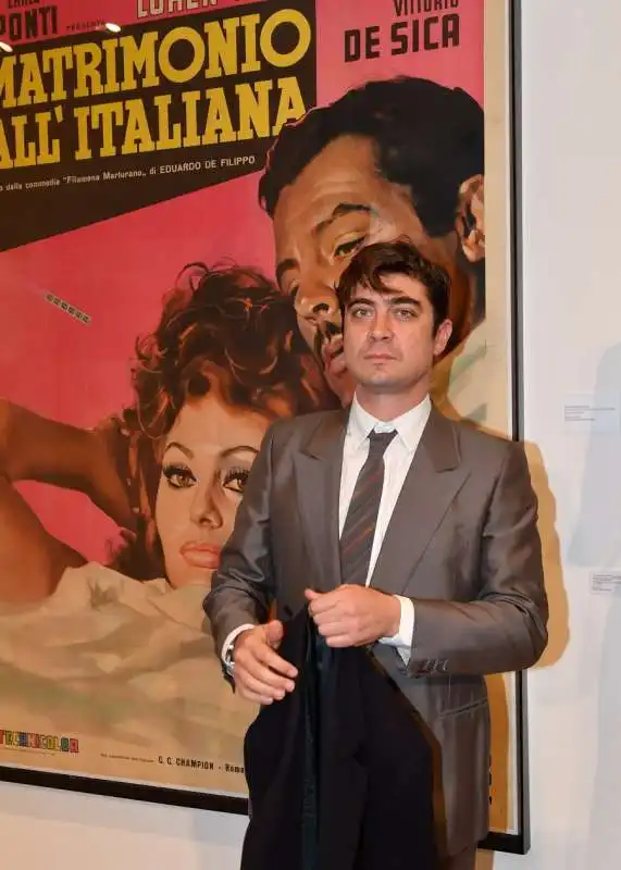 riccardo scamarcio (3)