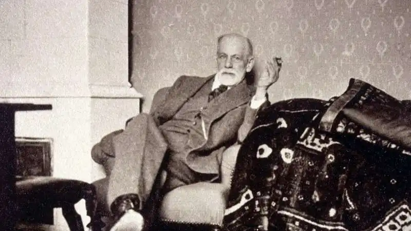 SIGMUND FREUD 