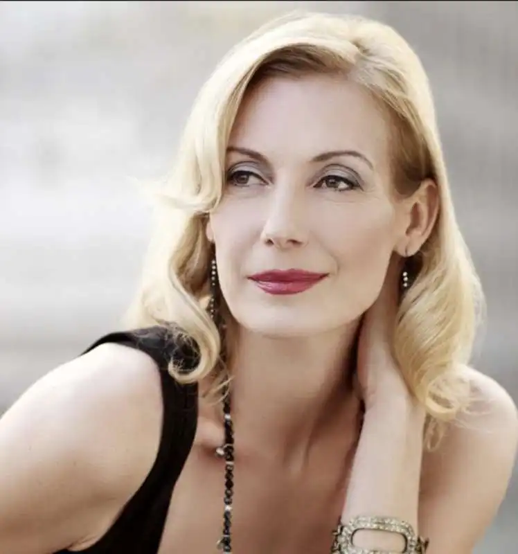 ute lemper 14