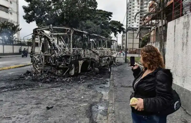 venezuela proteste contro maduro 1