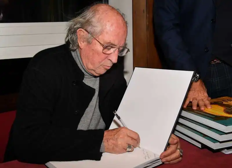 vittorio storaro firma le copie del libro