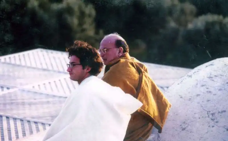 1997. bettino craxi casa hammamet 1 con luca josi