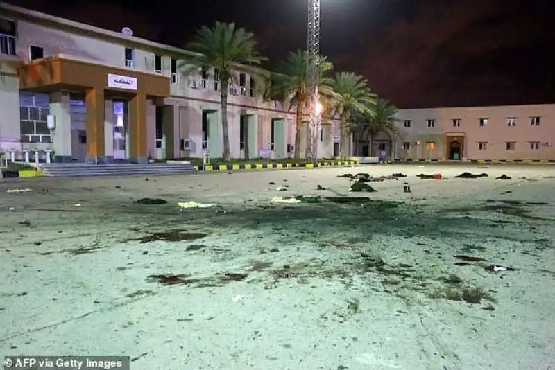 attacco al collegio militare di tripoli