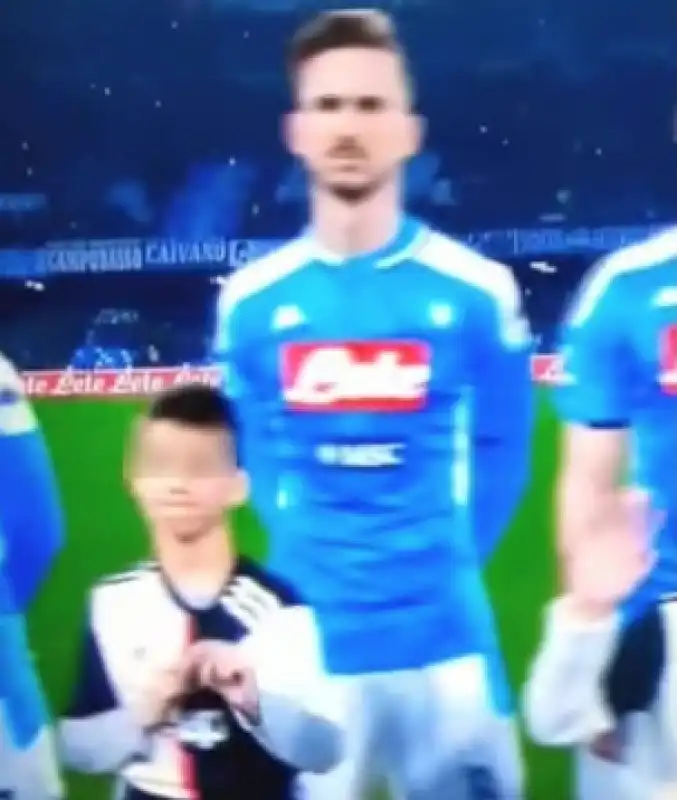 bimbo anti-juve napoli-juve