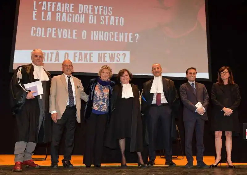 fabrizio gandini  giordano bruno guerri  elisa greco  simonetta matone  cesare placanica  david parenzo  fiorenza sarzanini  foto di bacco