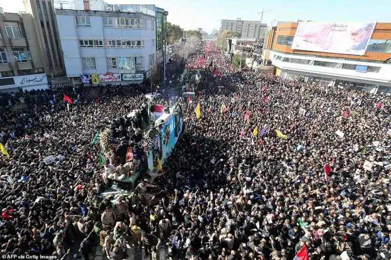 funerali qassem soleimani a kerman