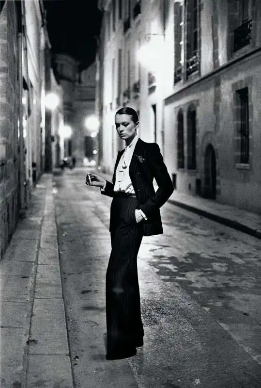 helmut newton per vogue 1