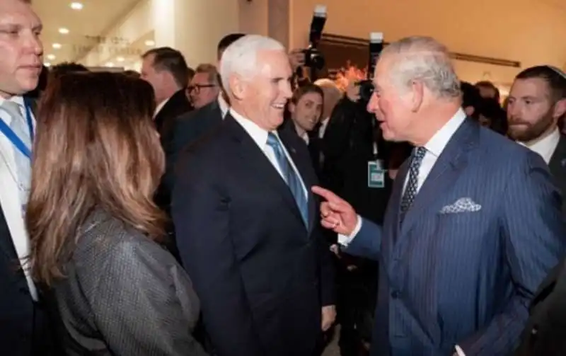 il principe carlo e mike pence 1