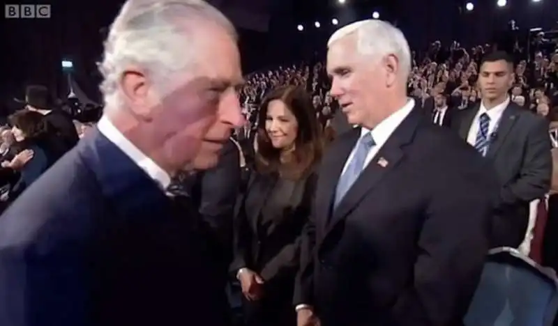 il principe carlo e mike pence 2