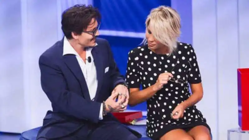 JOHNNY DEPP E MARIA DE FILIPPI