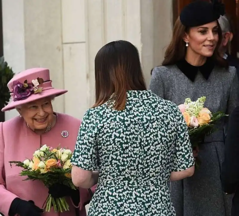 kate middleton e la regina elisabetta ii 3