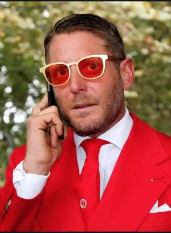 LAPO ELKANN