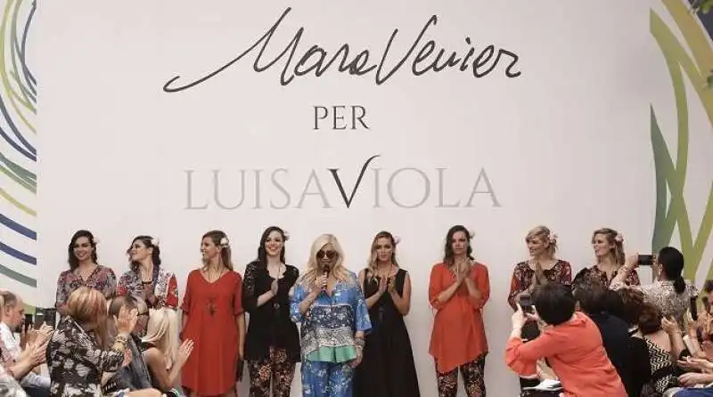 mara venier collezione per luisa viola 1