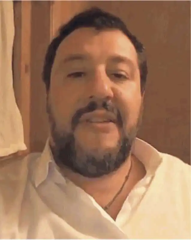 matteo salvini   diretta facebook di capodanno