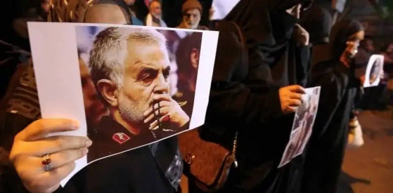 SOLEIMANI PROTESTE TEHERAN