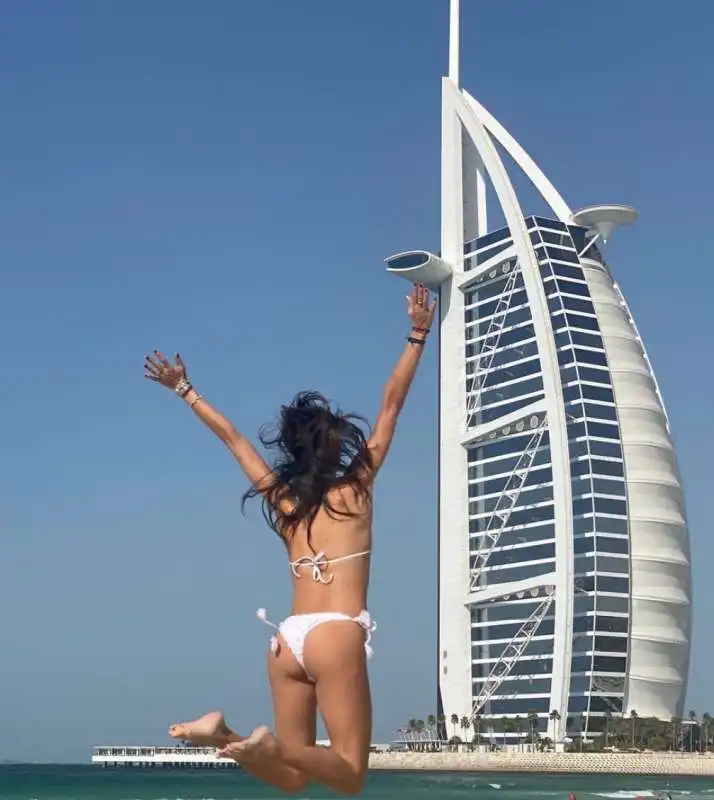 elisabetta gregoraci a dubai 2