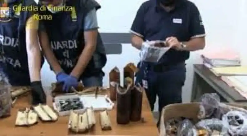 FIUMICINO - COCAINA IN ARRIVO DALL ECUADOR 