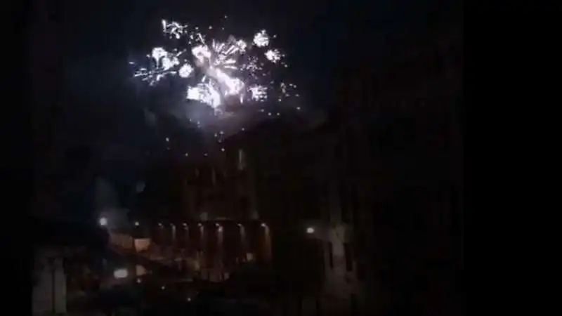 fuochi d'artificio sopra al carcere santa maria maggiore di venezia