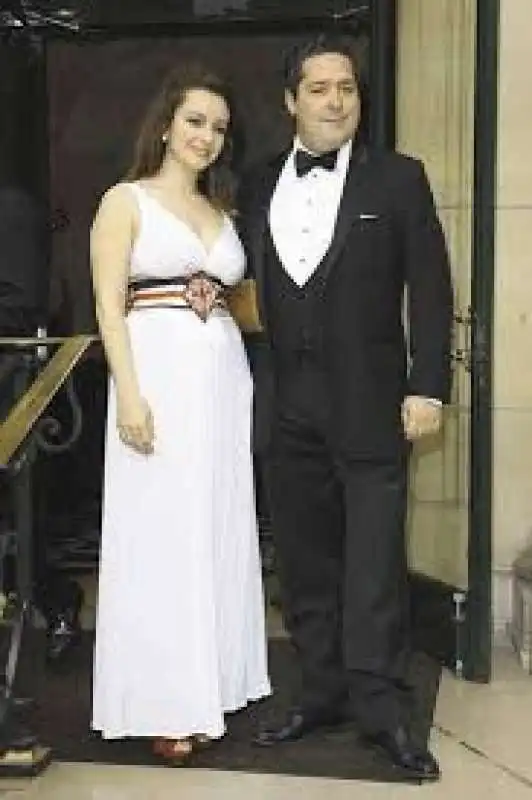 george romanov e rebecca bettarini 16