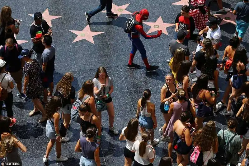 l hollywood boulevard prima del coronavirus  3