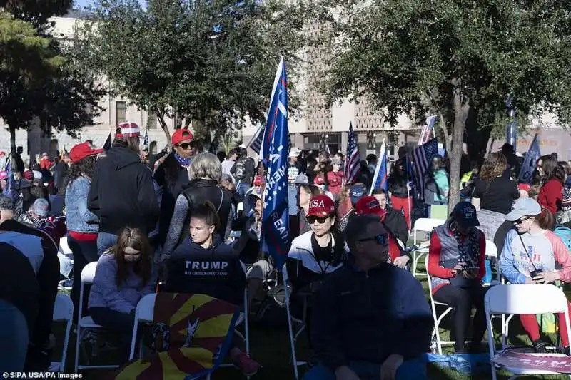 manifestazione pro trump a phoenix arizona 